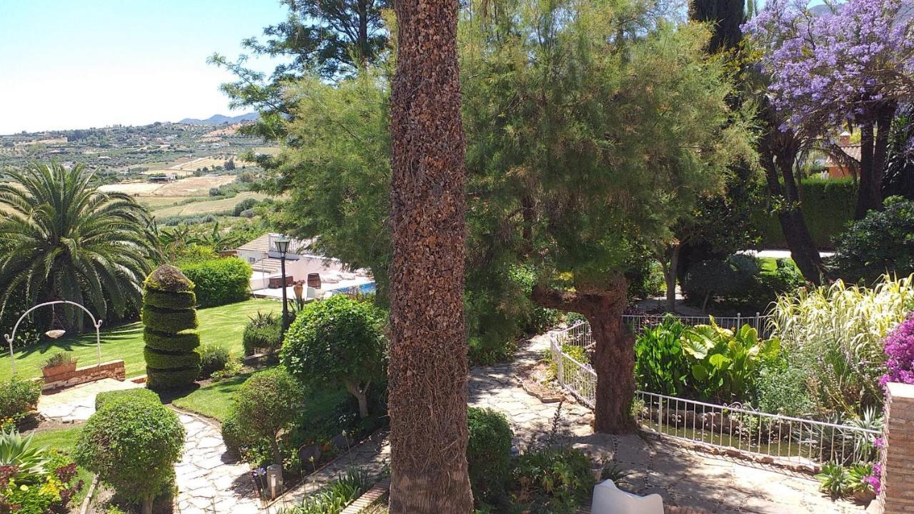 Cortijo Andaluz Bed & Breakfast Alhaurin el Grande Exterior photo